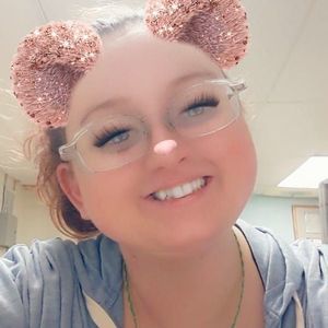 Meet your Posher, Katelyn